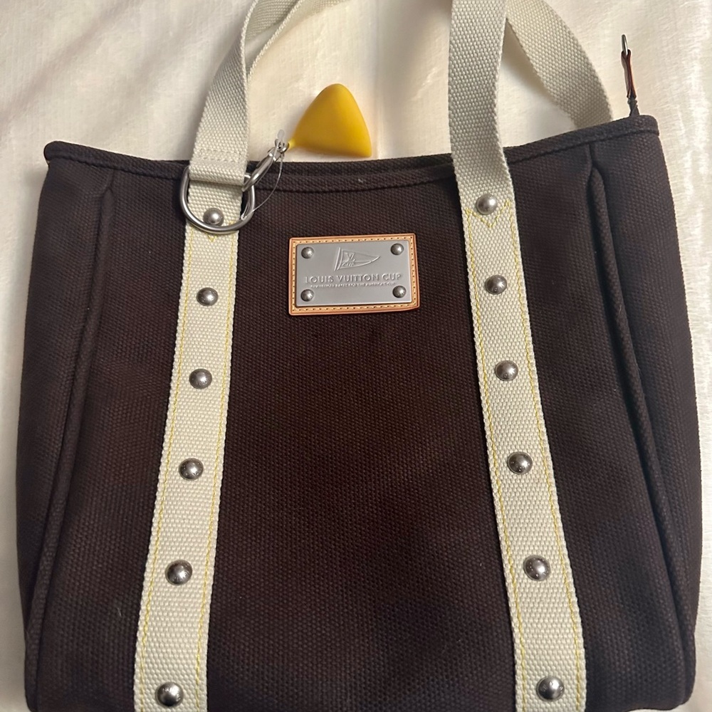 Louis Vuitton Cabas Antigua canvas tote